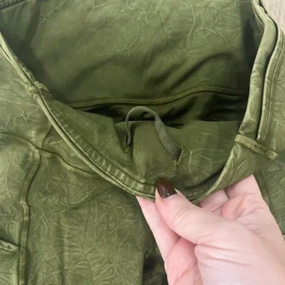 Lululemon 2020 Fast and Free High Rise Tight 25" *Ice Dye size 4 - Picture 4 of 14